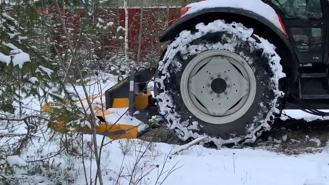 Демонстрация работы ротоватора Suokone Mericrusher MJ-2.3ST с прикаточным катком без валочной балки смотреть онлайн