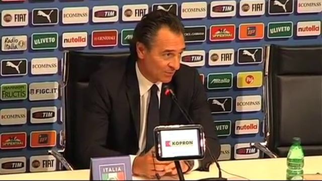 Nazionale italiana, conferenza stampa di Cesare Prandelli смотреть онлайн