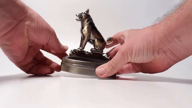 Пепельница настольная "Волк" с зажигалкой смотреть онлайн