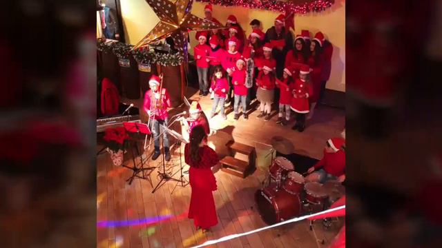Dal Liceo Musicale Diapason, Buon Anno Felice 2019. смотреть онлайн