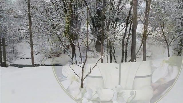 Майя Кристалинская - А снег идёт, а снег идёт смотреть онлайн