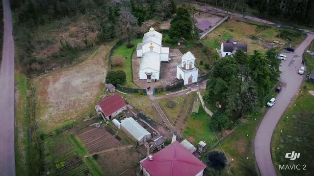 Храм Элори очамчира Абхазия 2021. Пение Nikodimos Kabarnos смотреть онлайн