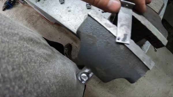 Собираем КРУЗАК _ ЧАСТЬ - 5 / Toyota Land Cruiser 80 RC-Model 1/10