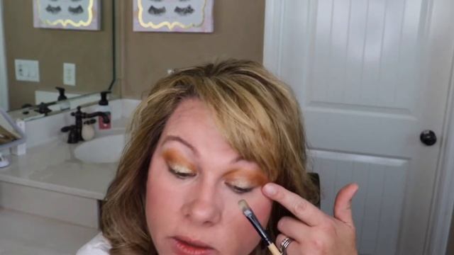 Is it a Dud or Dupe? Okalan Seolor Eyeshadow Palette смотреть онлайн