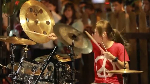 S White Fantastic Baby drum cover นางฟ้าตีกลอง смотреть онлайн