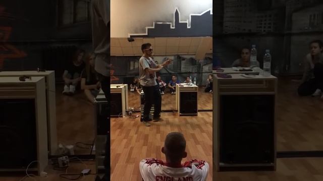 Robot Dance | Tik Tak Bartez | Robot Dance