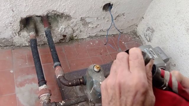 Bomba de agua averiada смотреть онлайн