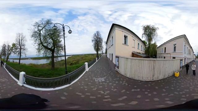 Набережная Киров 360