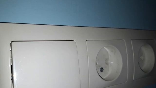 Недорогие услуги - срочный вызов электриков на дом в Новосибирске. смотреть онлайн