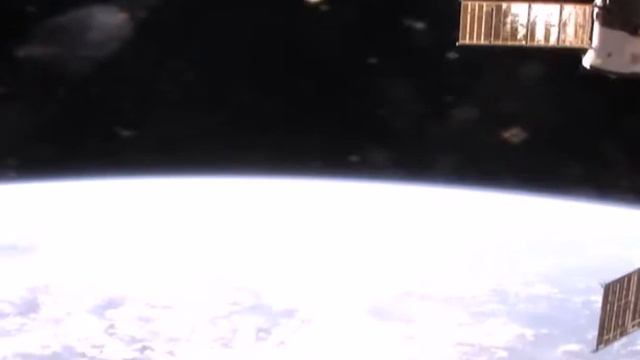 Земля со спутника МКС смотреть онлайн
