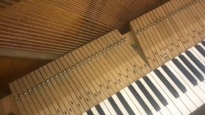 Ужасы пианино из ГДР | Краткий экскурс в конструкцию на примере пианино RÖNISCH de luxe