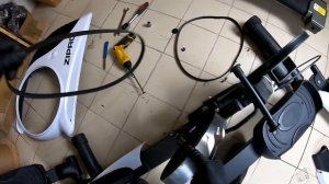 Как заменить ремень на орбитреке, велотренажере. Замена приводного ремня.