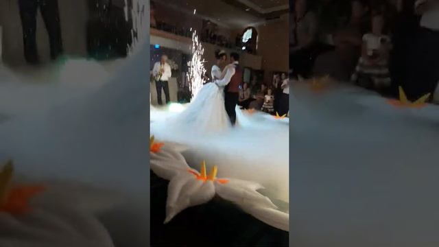 Первый танец жениха и невесты? смотреть онлайн