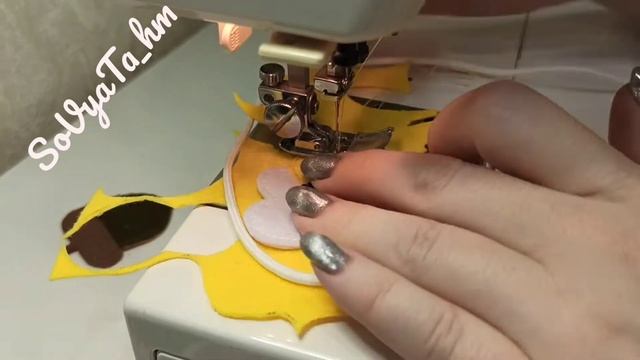 Колокольчик из фетра с пчёлкой смотреть онлайн