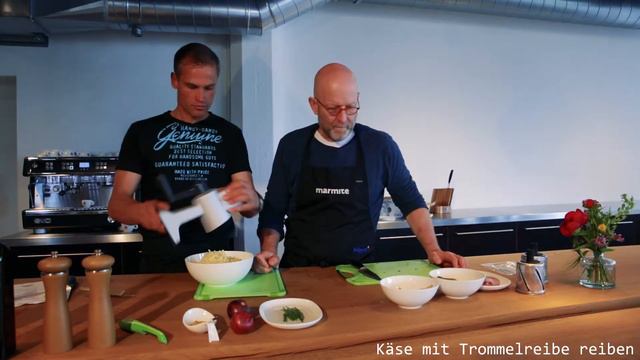 «Buura» Wurst-Käse Salat von Renzo Blumenthal | Stadt.Land.Food. смотреть онлайн