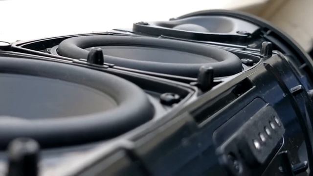 AQUA DROP - JBL XTREME 2 EXCURSION/BASS TEST #3 смотреть онлайн