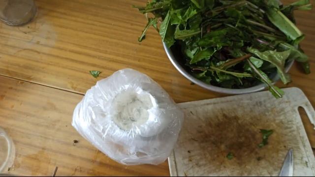 Маринованные листья одуванчика смотреть онлайн