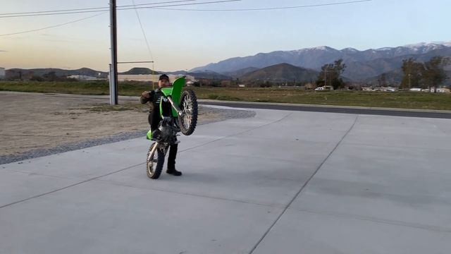 Top 5 reason why YOU should buy a Kawasaki Kx112 ( TOP SPEED ) смотреть онлайн