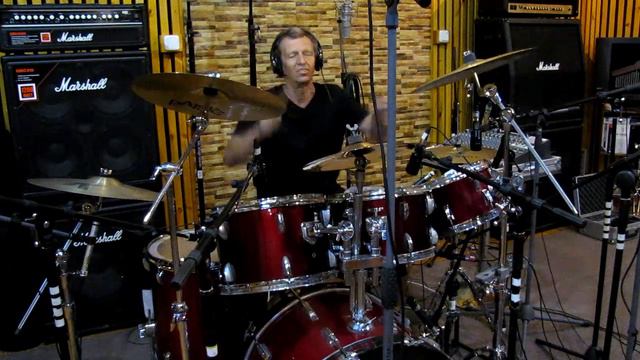 Yuri Max Drum Solo 3 смотреть онлайн