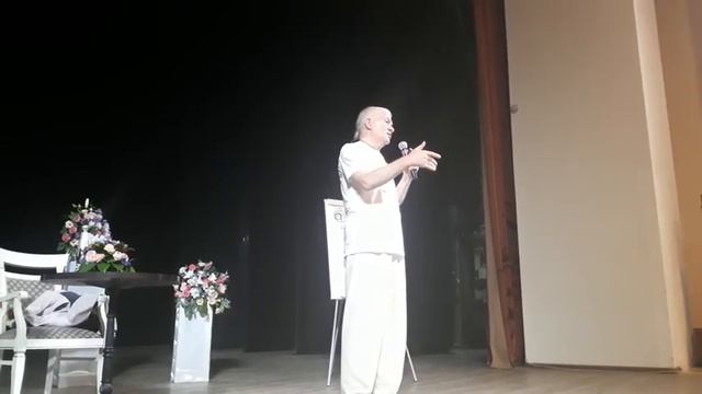 Александр Хакимов, Семья в эпоху перемен, Краснодар, 13.06.2018 смотреть онлайн