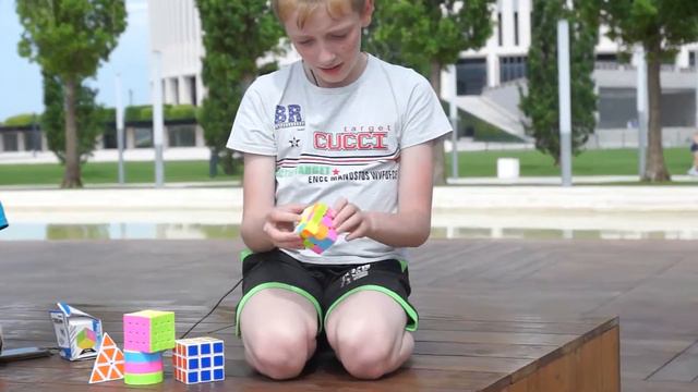 Научился собирать кубик рубика 3x3x3 смотреть онлайн