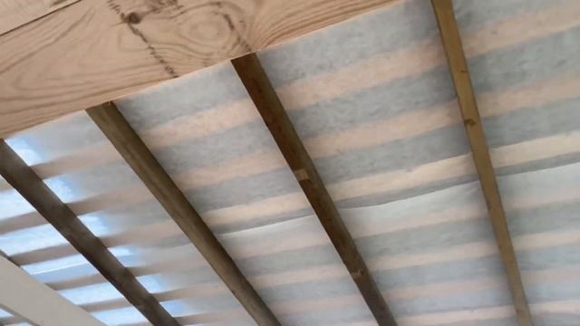 Мини дом 3x6 своими руками сделал крышу #минидом #крыша #своимируками #дача #огород #стройка #карка смотреть онлайн