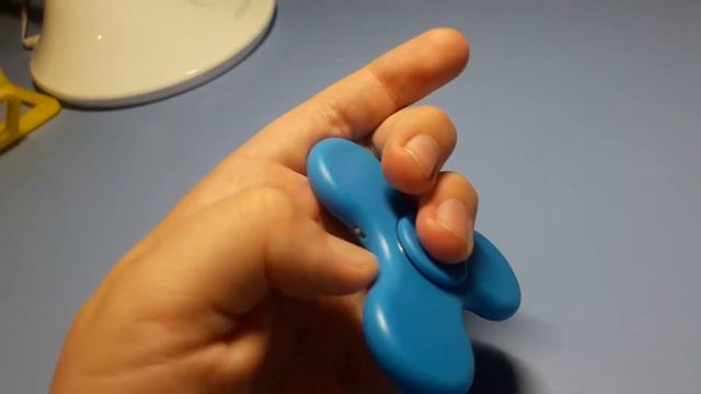 СПИННЕР С БЛЮТУЗ ПОДКЛЮЧЕНИЕМ И ПОДСВЕТКОЙ!!! смотреть онлайн