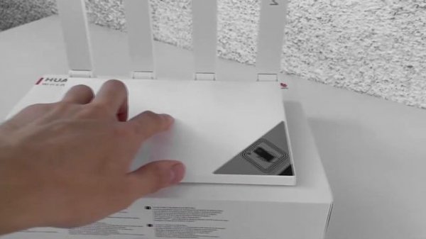 Распаковка и первое впечатление HUAWEI WiFi AX3