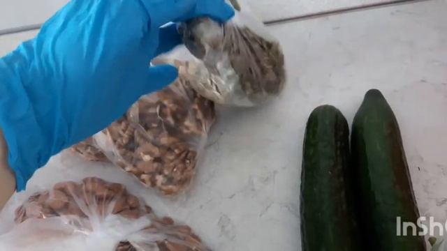 Пеку блины_/ съездили к врачу_/приятный бонус от аптеки_/помыла технику на кухне