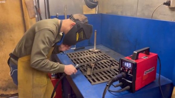 JONSER 220 QX сварочный полуавтомат инверторный