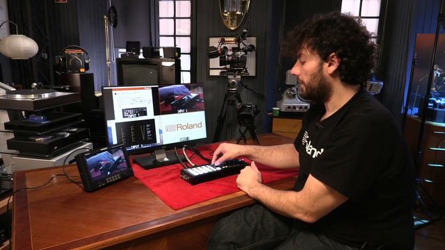 Roland XS-1HD demonstration by Nico Suárez смотреть онлайн