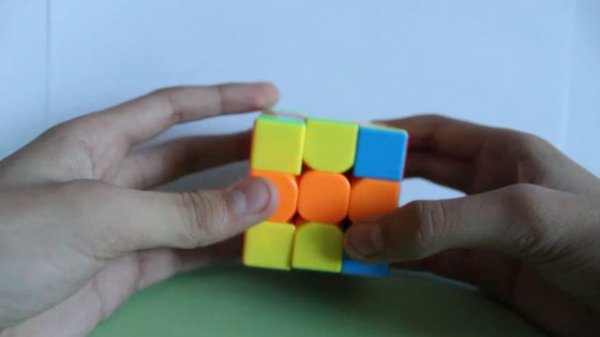 Как собрать кубик Рубика за секунду????  How to solve Rubik's Cube in 1 sedond