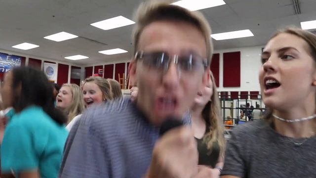 torno nella mia scuola americana смотреть онлайн