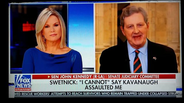 10/1- SENATOR JOHN KENNEDY ASK'S DEM'S TO PUT DOWN THE BONG смотреть онлайн