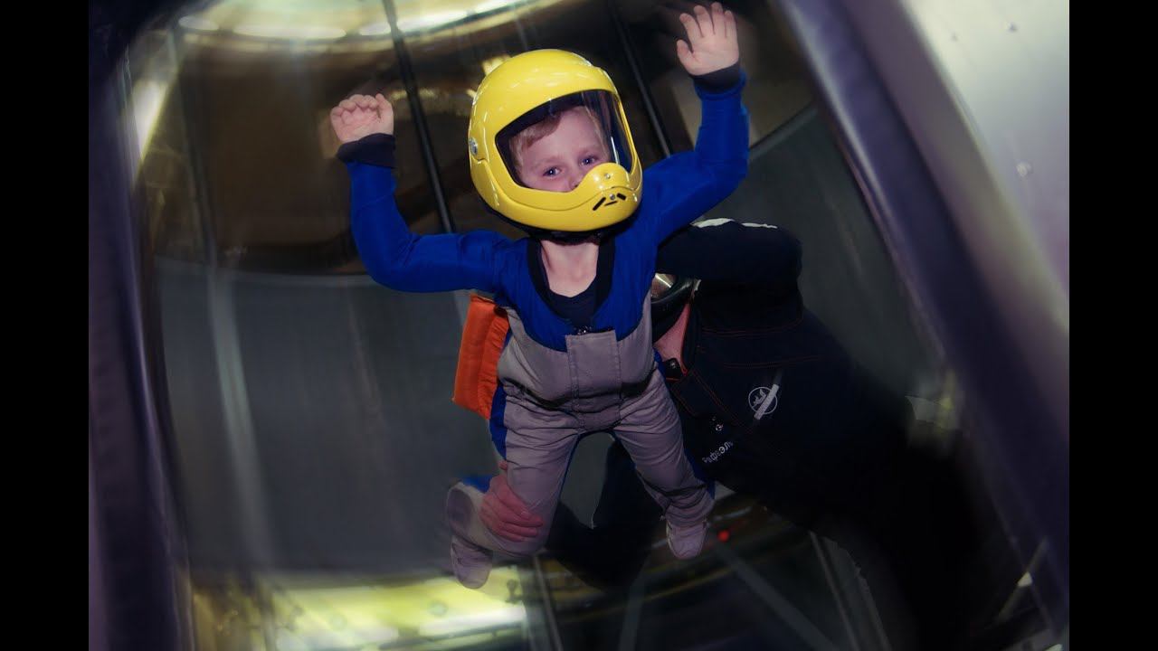 Полеты в аэротрубе для детей смотреть онлайн