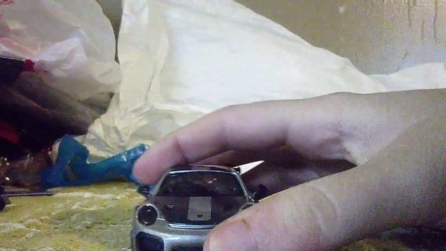 Unboxing The 2018 Porsche 911 GT2 RS From The Maisto Street Fire Series.