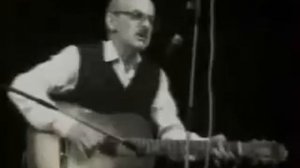 Булат Окуджава "Бумажный солдат"