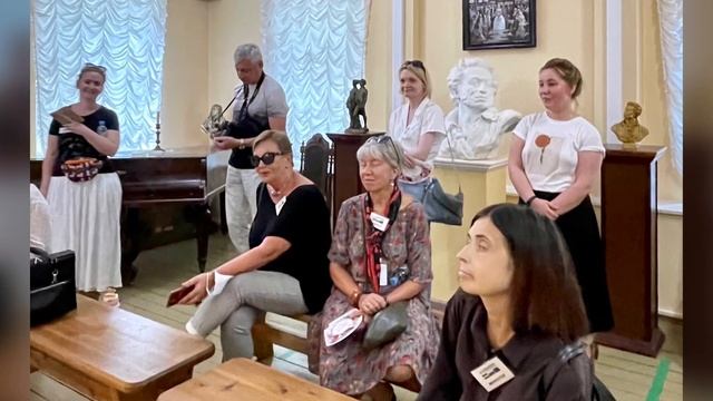 Суйда. Усадьба Ганнибала. Проект «630 Versts Full of Feelings» смотреть онлайн