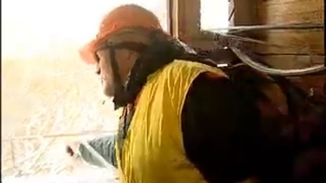 Уборка снега с крыш смотреть онлайн