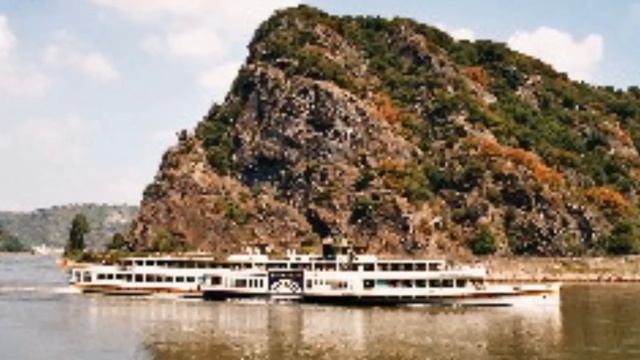 "Lorelei" von Joseph Freiherr von Eichendorff, vom Wortmann gelesen смотреть онлайн