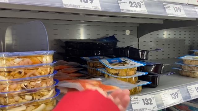 ВЛОГ Шопинг с Любашей / Нет удовольствия от покупок / Лопатку на саморез ? 28 октября 2020 г. смотреть онлайн