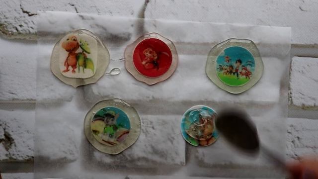 Леденцы с изображением внутри смотреть онлайн