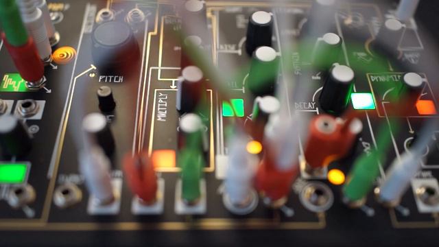 Folding Waves // 0-Coast Ensemble смотреть онлайн