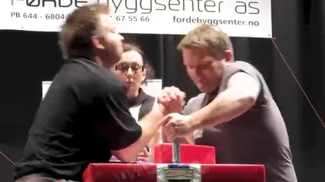 Håndbak NM 2012 (mobil) смотреть онлайн