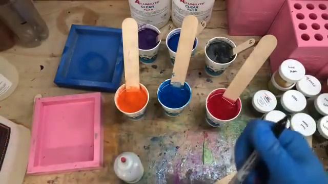 Live Resin Casting Pen Blanks Alumilite, Liquid Diamonds, Polyester Resin, Flip Cup pours смотреть онлайн