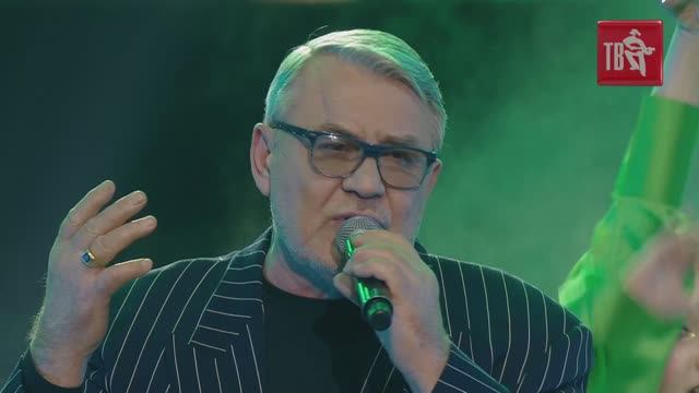 Владислав МЕДЯНИК - АРЕСТОВАННЫЙ ДЫМ