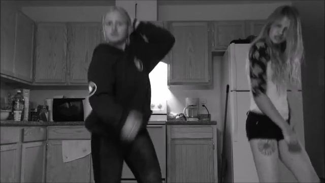 Something Borrowed Dance Scene смотреть онлайн