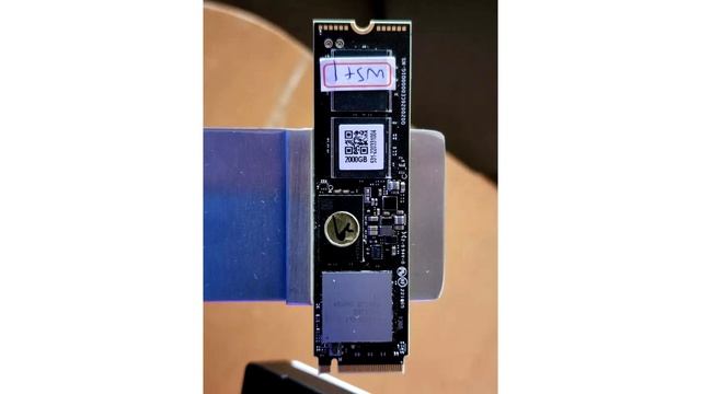 AMD Ryzen 7000 Series Processor Runs Phison PCIe 5 0 SSD with Micron 232 Layer NAND Flash смотреть онлайн