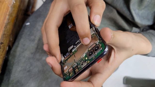 Сколько стоит замена экрана How much does it cost to fix a Huawei screen Can screen damage be fixed смотреть онлайн