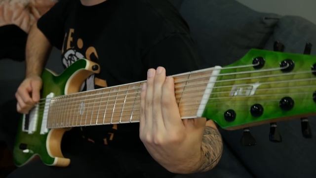 The First Thing Every 9 String Guitarist Does смотреть онлайн